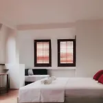Castrum Hotel
